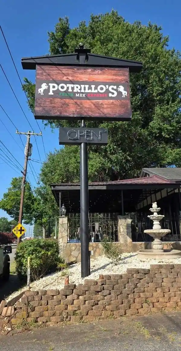 Potrillo's Tex Mex Express sign project
